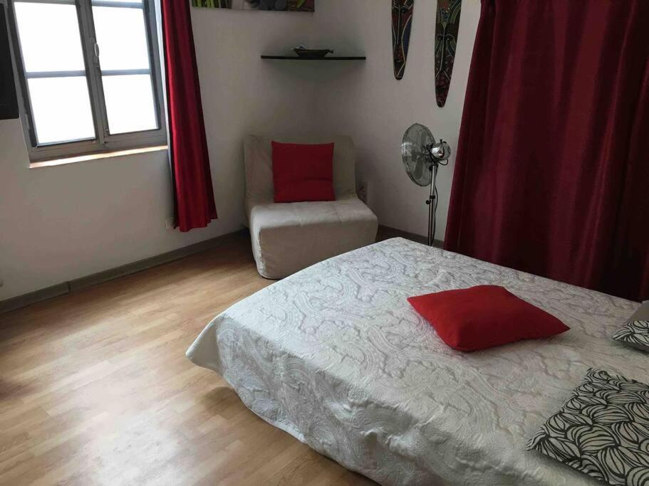 Jolie Studio Dans Le Centre Historique De Narbonne Apartment Ngoại thất bức ảnh